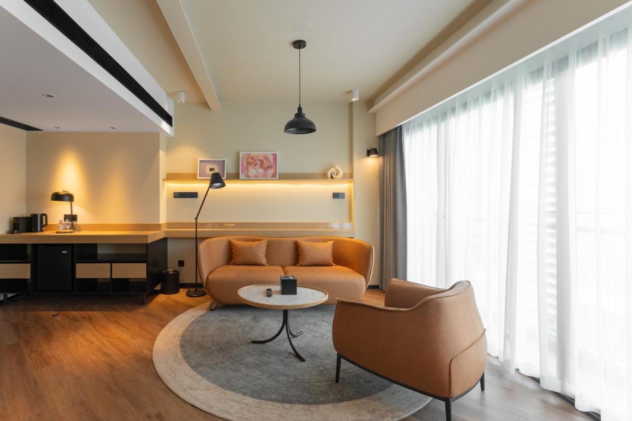 Mia Hotel - Shanghai Xuhui Jiaotong University Екстериор снимка