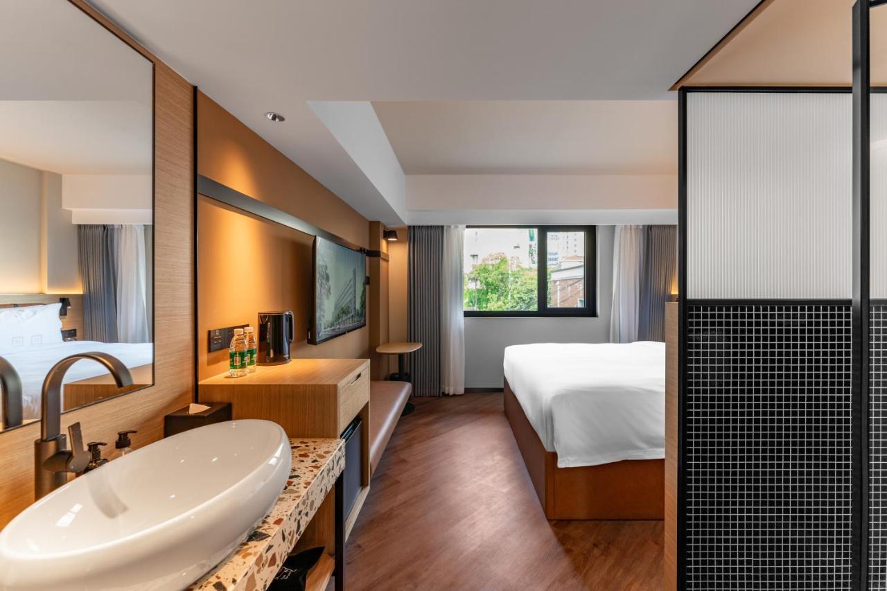 Mia Hotel - Shanghai Xuhui Jiaotong University Екстериор снимка