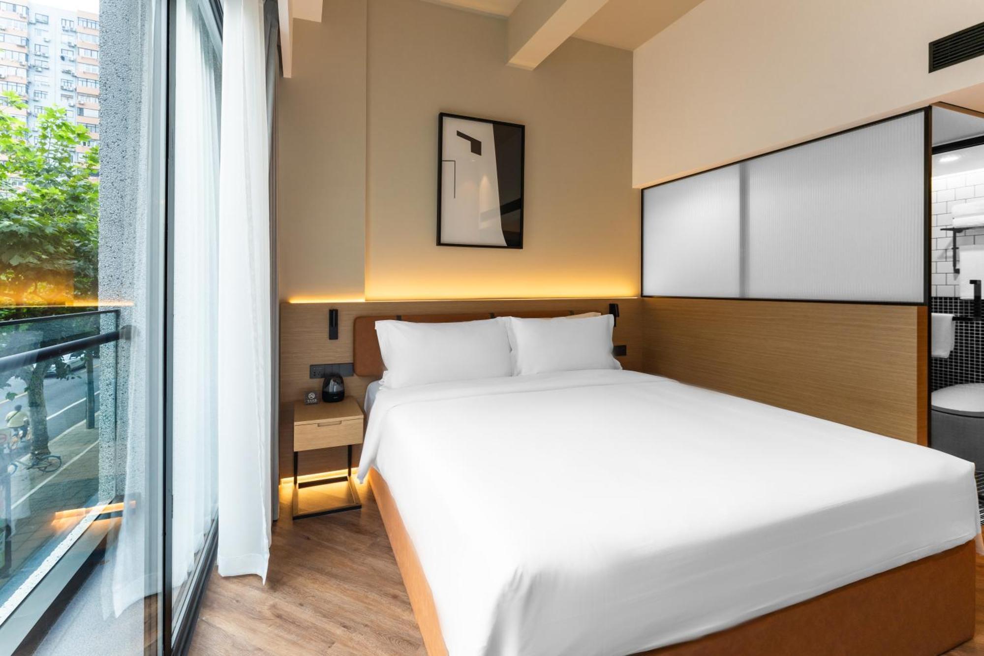 Mia Hotel - Shanghai Xuhui Jiaotong University Екстериор снимка
